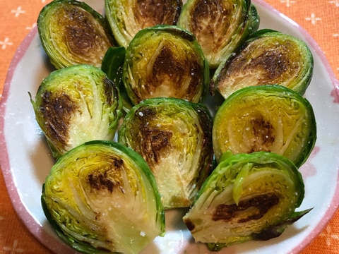 5分で完成!芽キャベツの簡単ソテー